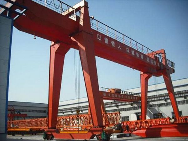 龍門(mén)式起重機